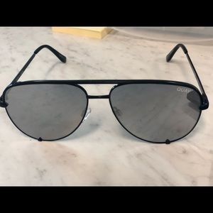 Quay x Desi Highkey Sunnies